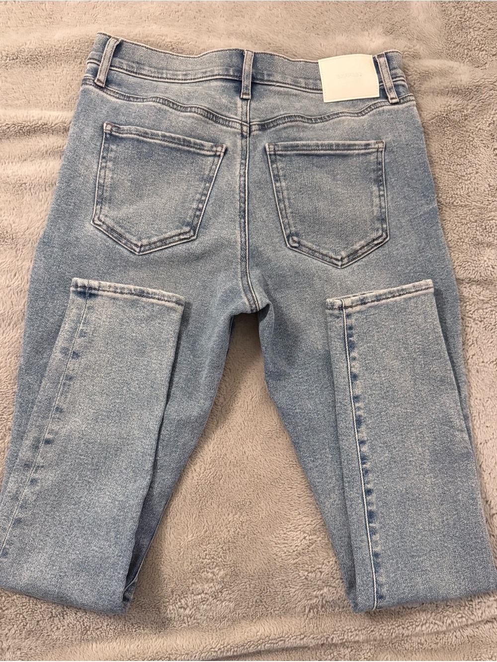 Express Women's Skinny Jeans | Size 8L | Light Wash Blue Denim | High Rise - Picture 4 of 7